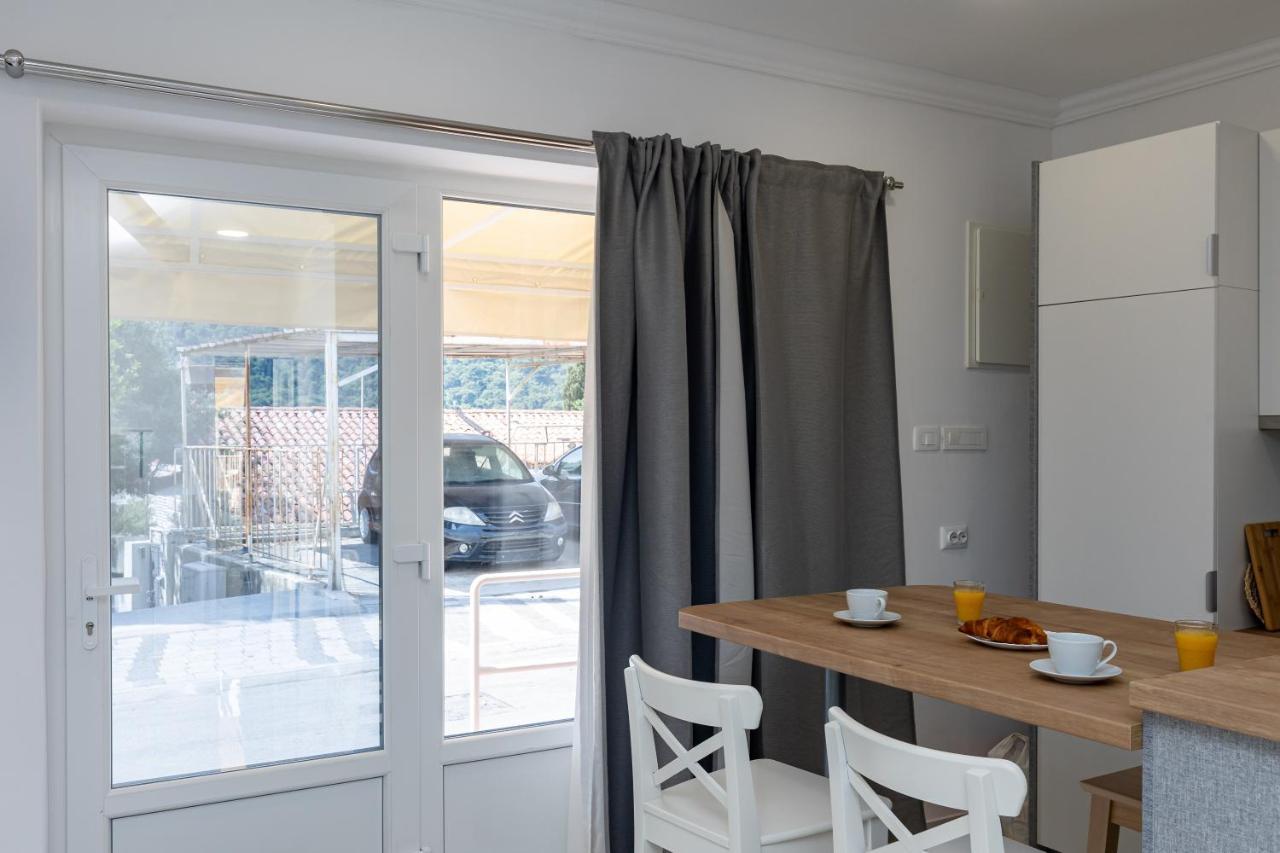 Sunny Palace Apartments دوبروفينك الغرفة الصورة